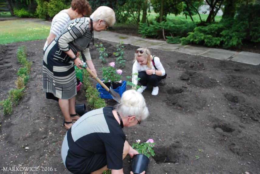 Sanktuarium Markowice - "Róże dla Matki"